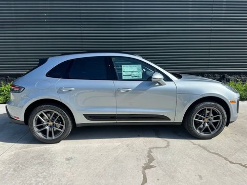 Used 2025 Porsche Macan image 8
