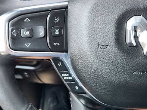Used 2025 RAM 1500 Big Horn AWD/4WD image 27