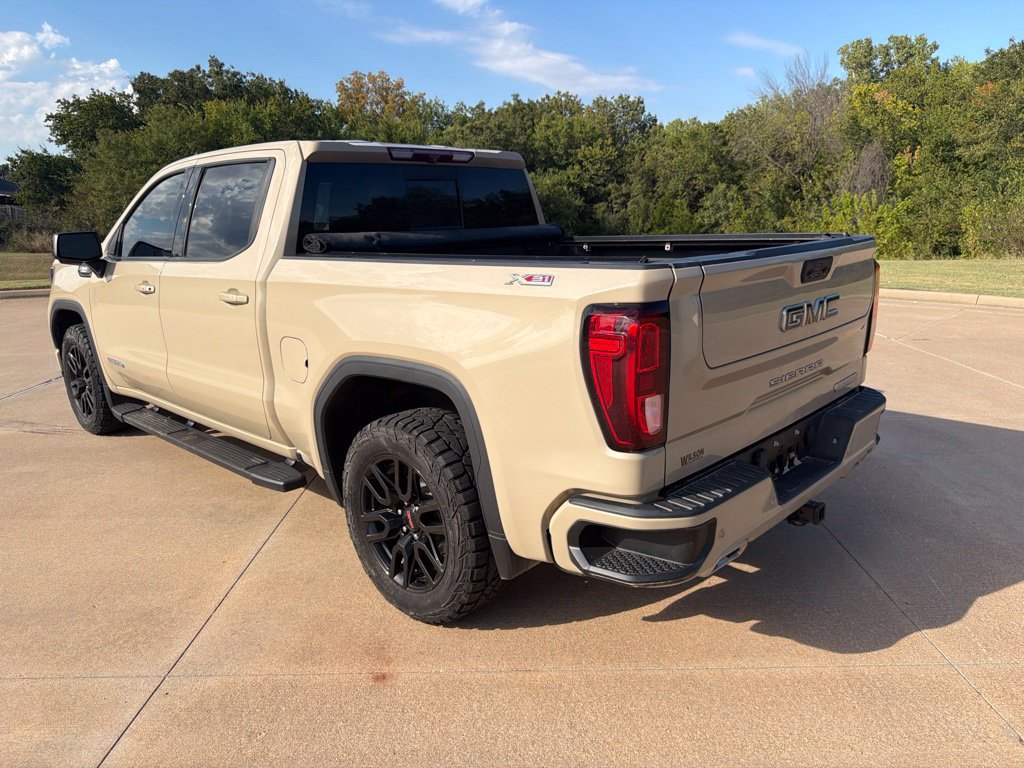 Used 2022 GMC Sierra 1500 Elevation w/ Elevation Premium Package AWD/4WD image 3