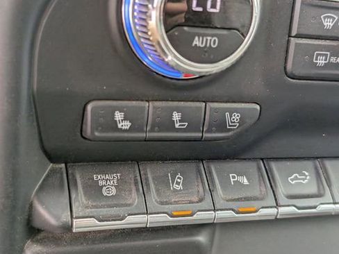 Used 2022 GMC Sierra 2500 Denali w/ Denali Ultimate Package image 17