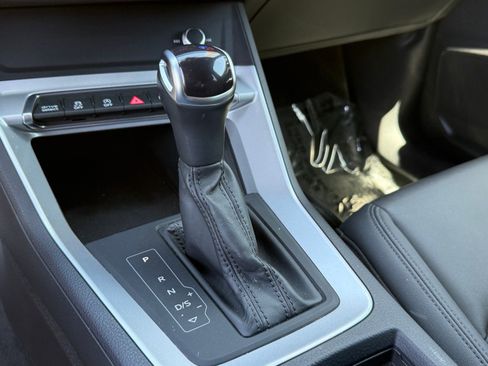 Used 2022 Audi Q3 2.0T Premium image 34