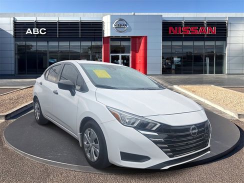 Used 2024 Nissan Versa S w/ Trunk Package image 3