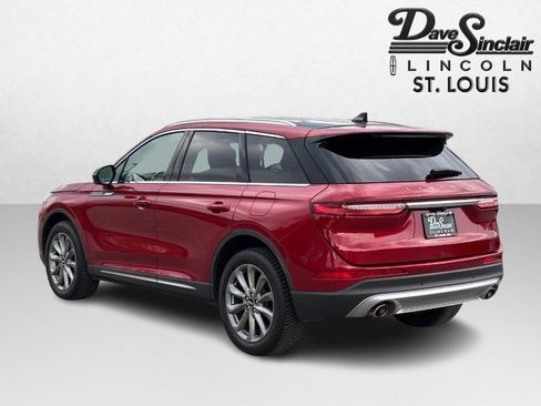 Used 2022 Lincoln Corsair FWD w/ Premium Package image 5