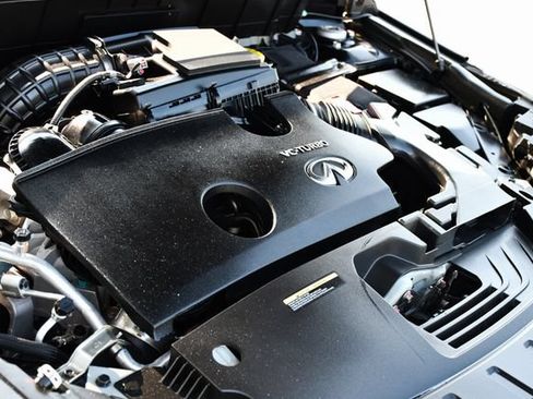 Certified 2025 INFINITI QX50 Luxe AWD/4WD image 24