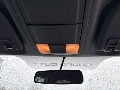 Used 2016 Ford F250 XLT w/ XLT Value Package image 8