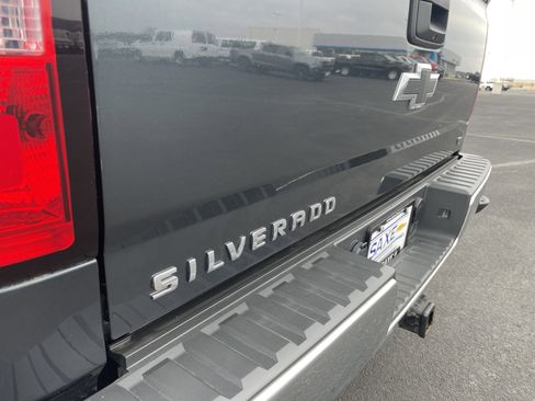 Used 2018 Chevrolet Silverado 1500 LT w/ All Star Edition image 26