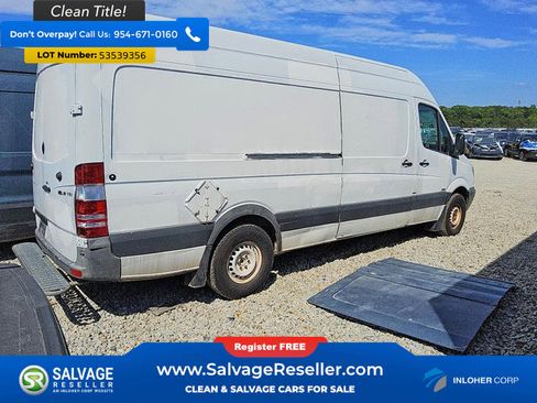 Used 2012 Mercedes-Benz Sprinter 2500 image 4