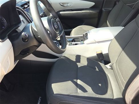 Used 2022 Hyundai Tucson SEL image 16