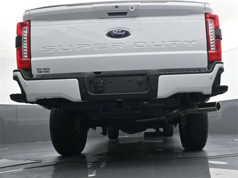 Used 2024 Ford F250 Lariat w/ Sport Appearance Package image 32