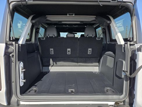 New 2025 Ford Bronco Badlands image 28