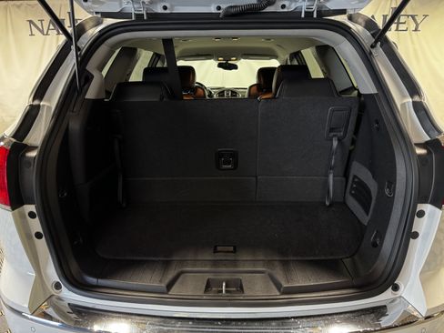 Used 2017 Buick Enclave Leather image 40