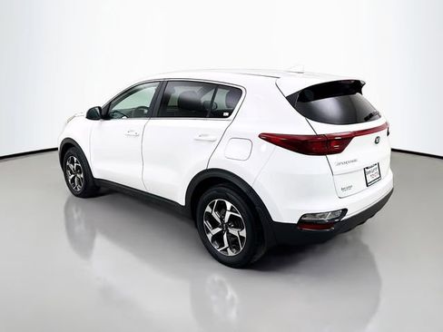 Used 2020 Kia Sportage LX image 5