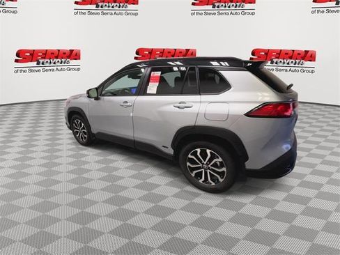 Certified 2024 Toyota Corolla Cross SE w/ Moonroof Package image 7