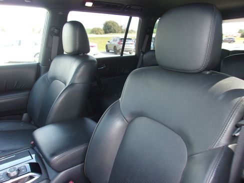 Used 2023 Nissan Armada SL w/ Midnight Edition Package image 11