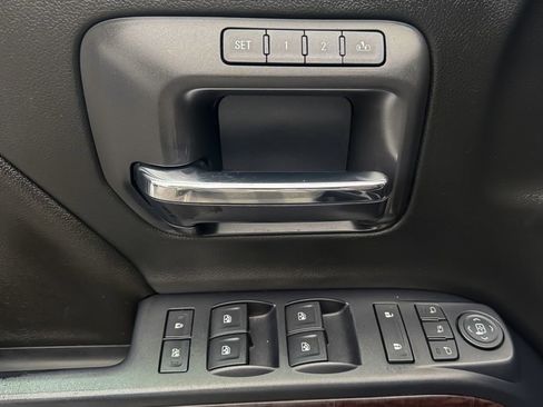 Used 2016 GMC Sierra 2500 SLT w/ Snow Plow Prep Package image 28