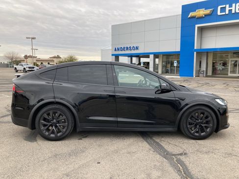 Used 2024 Tesla Model X image 4