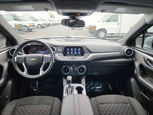 Used 2022 Chevrolet Blazer LT image 35