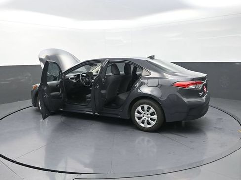 Used 2024 Toyota Corolla LE FWD image 45