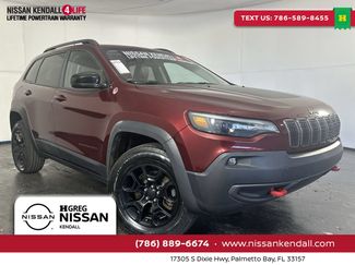 Used 2020 Jeep Cherokee Trailhawk w/ Cold Weather Group AWD/4WD video 1