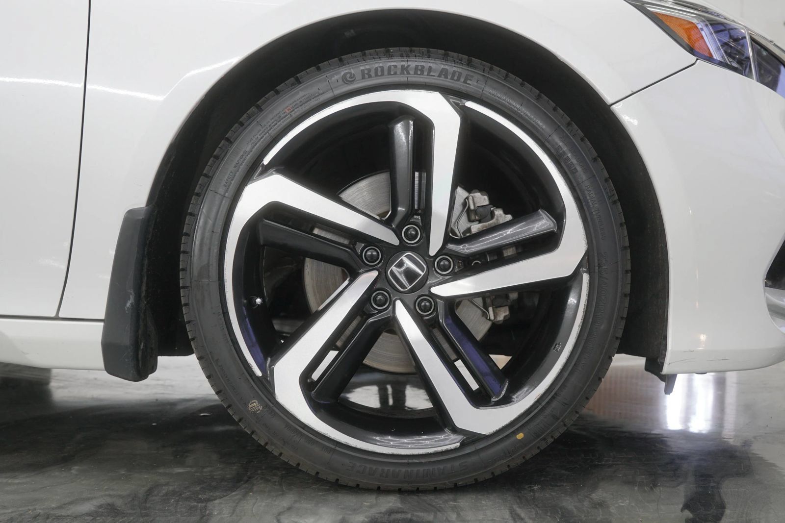 Used 2020 Honda Accord Sport image 6