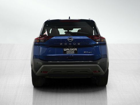 Used 2023 Nissan Rogue SV w/ SV Premium Package image 5