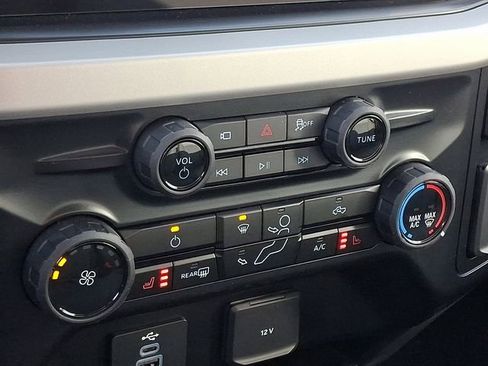 New 2026 Ford F250 XLT w/ XLT Premium Package image 11