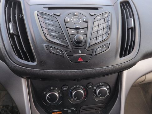 Used 2016 Ford Escape SE w/ SE Leather Comfort Package AWD/4WD image 13