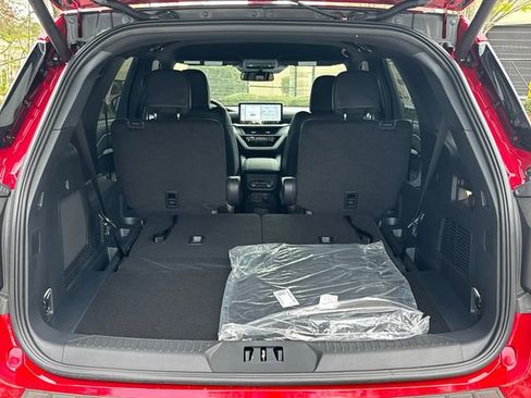 New 2026 Ford Explorer ST-Line RWD image 18