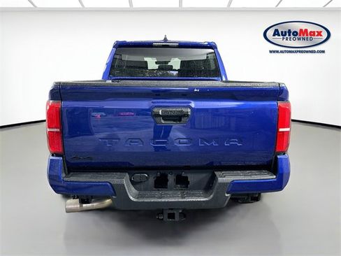 Used 2024 Toyota Tacoma TRD Off-Road image 7
