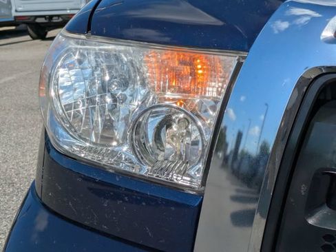 Used 2012 Toyota Tundra 2WD Double Cab image 10