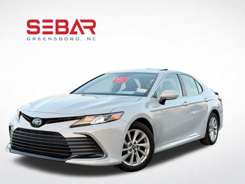 Used 2024 Toyota Camry LE w/ Convenience Package image 1