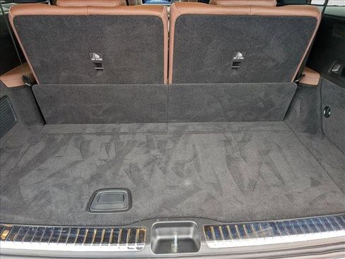 Used 2025 Mercedes-Benz GLS 450 4MATIC image 6