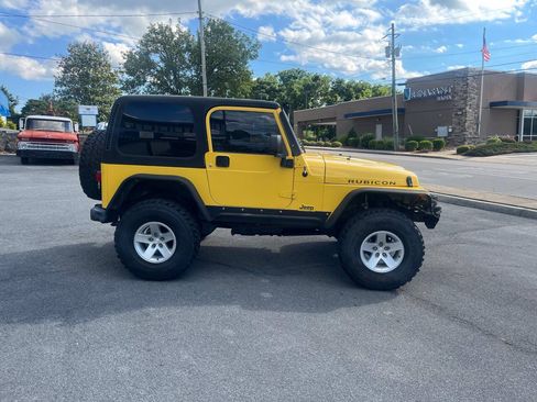 Used 2004 Jeep Wrangler Rubicon AWD/4WD image 4