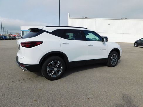 Used 2024 Chevrolet Blazer LT w/ Convenience Package image 3
