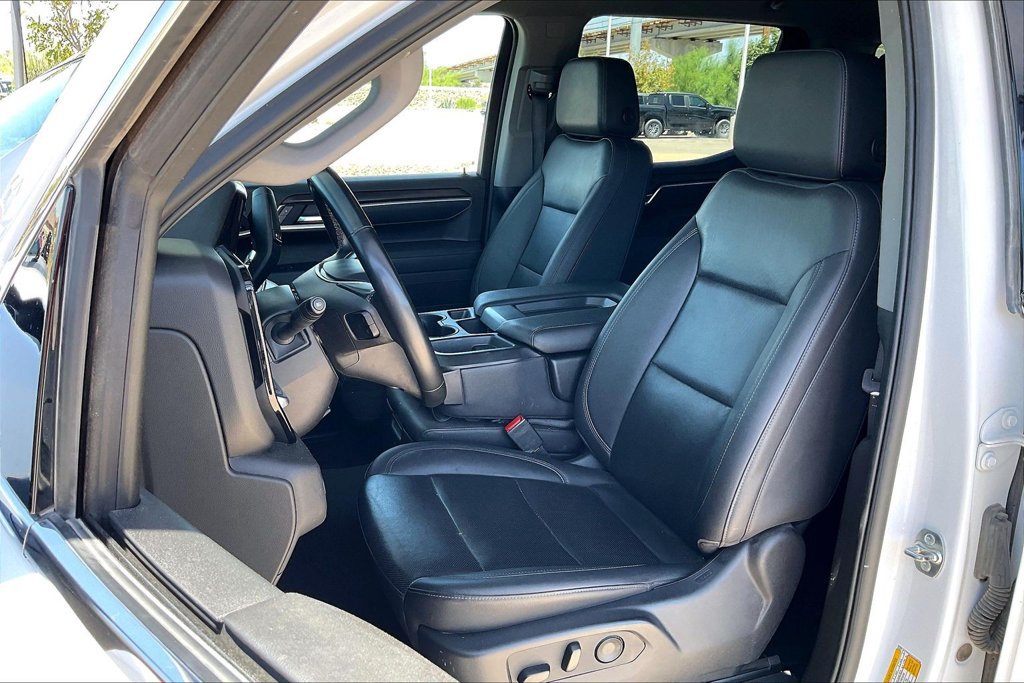 Used 2025 GMC Sierra 1500 SLT RWD image 24