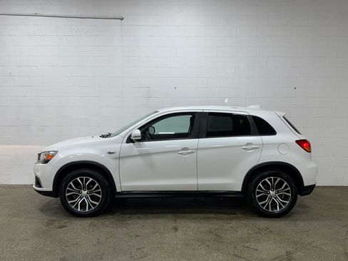 Used 2019 Mitsubishi Outlander Sport ES image 4