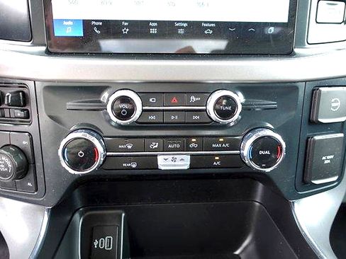 Used 2025 Ford F150 XLT w/ Equipment Group 301A Standard AWD/4WD image 19