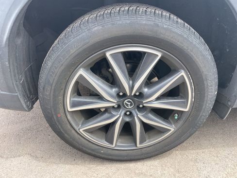 Used 2018 MAZDA CX-5 Touring w/ Preferred Equipment Package image 10