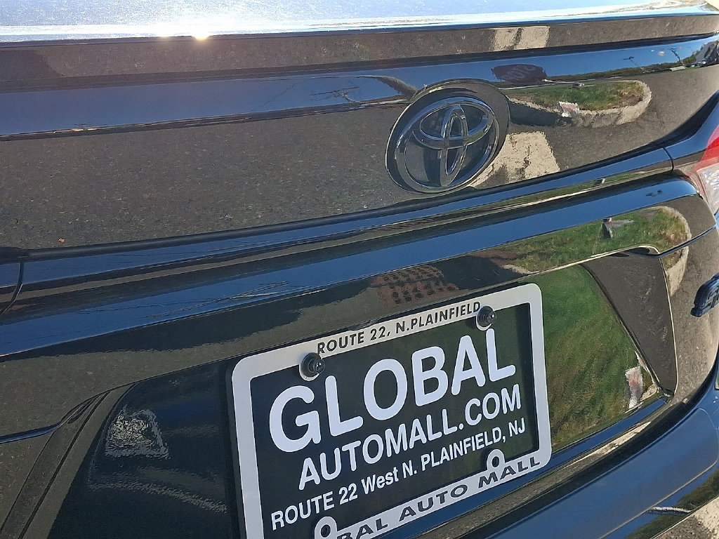 Used 2025 Toyota Corolla SE FWD image 29