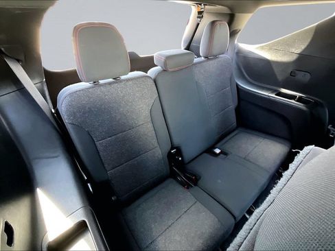 Used 2024 Chevrolet Traverse Z71 w/ LPO, Floor Liner Package AWD/4WD image 21