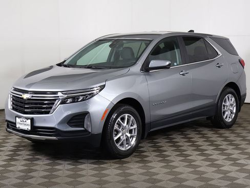 Used 2024 Chevrolet Equinox LT image 8