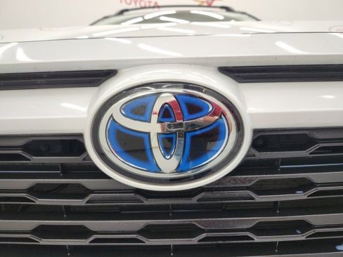 Certified 2024 Toyota RAV4 XLE Premium image 12