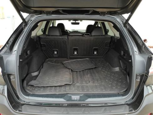 Used 2020 Subaru Outback Limited image 23