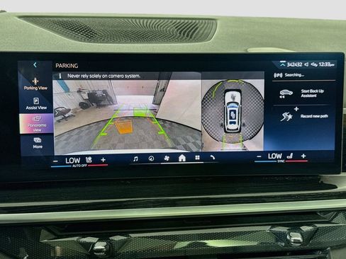 Used 2026 BMW X7 xDrive40i AWD/4WD image 14
