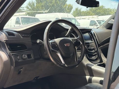 Used 2020 Cadillac Escalade ESV Platinum RWD image 7