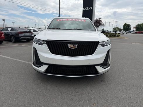 Used 2023 Cadillac XT6 Sport AWD/4WD image 2