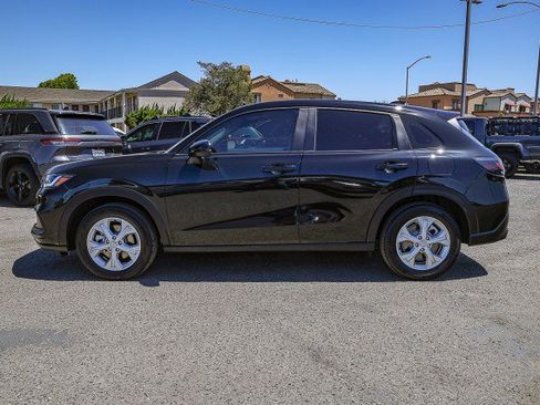 Used 2025 Honda HR-V LX image 7