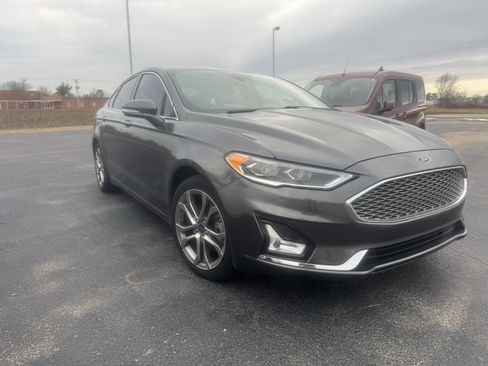Used 2019 Ford Fusion Titanium image 5