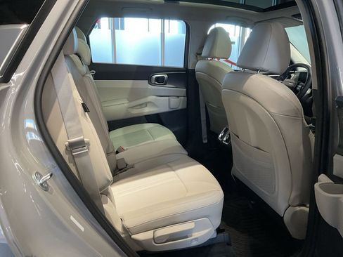 New 2026 Kia Sorento S w/ S Panoramic Sunroof Package image 27