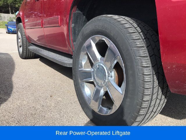 Used 2013 Chevrolet Tahoe LT w/ Luxury Package AWD/4WD image 9